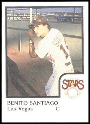 15 Benito Santiago